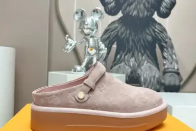 LV Aspen Platform Clog Suede Pink