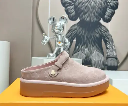 LV Aspen Platform Clog Suede Pink