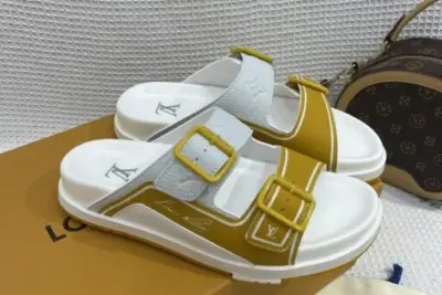 LV Trainer Mules Yellow Grey