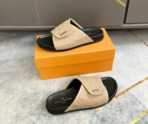 LV Slipper Beige
