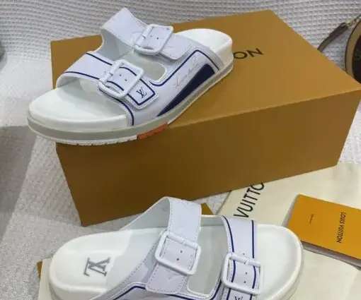 Alternative view of LV Trainer Mule Pink