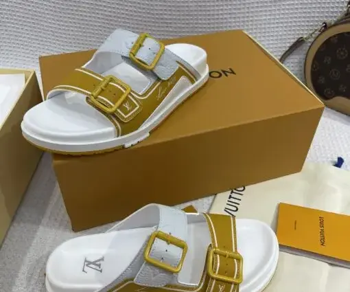Alternative view of LV Trainer Mules Yellow Grey
