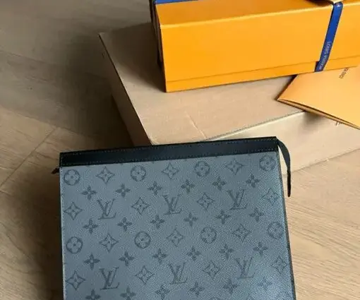 LV Pochette Voyage Monogram Eclipse Green