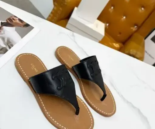 Céline Triomphe Slides Black