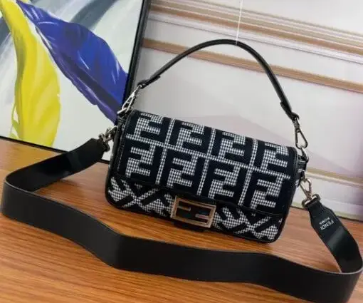 Fendi Bag Black White