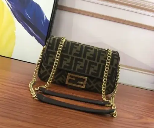 Fendi Bag Beige & Gold Chain