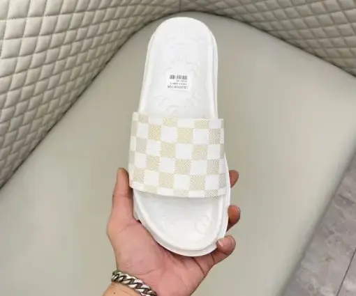 Alternative view of LV Slipper White Check