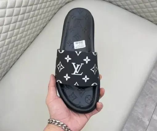 Alternative view of LV Slipper Black