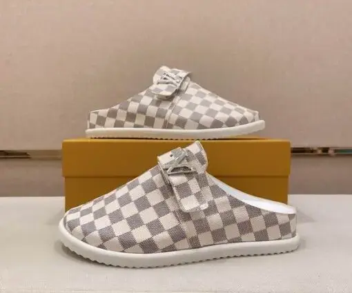 Alternative view of LV Slipper Easy Mule Beige And Brown