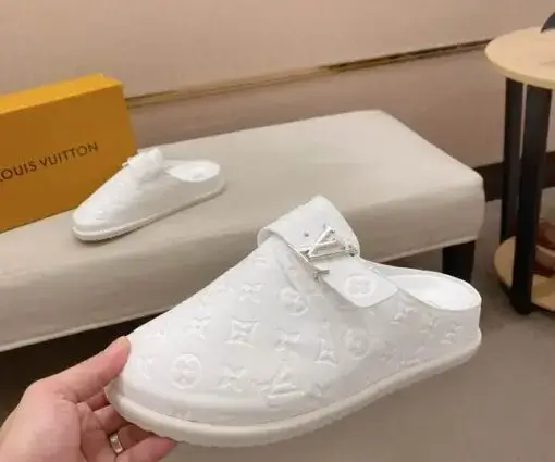 Alternative view of LV Slipper Easy Mule White