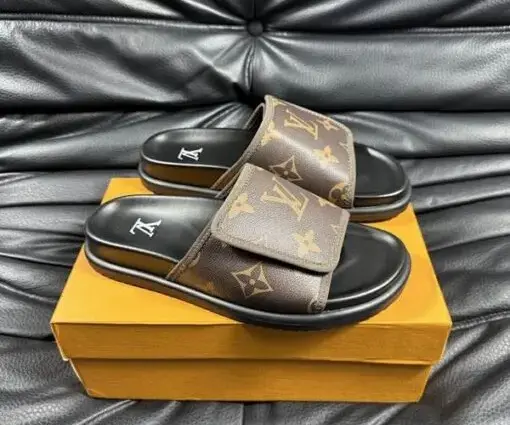 Alternative view of LV Slipper Chocolate Strap 6AM Flat Mule Black