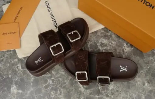 Alternative view of LV Venice Mule Brown