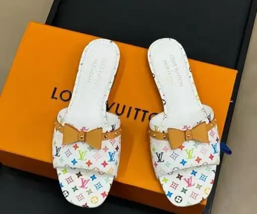 Alternative view of LV x TM 6AM Flat Mule White
