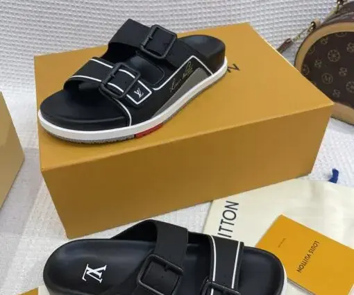 Alternative view of LV Trainer Mule Black
