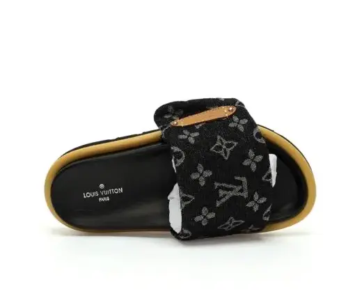 Alternative view of LV Slipper Black