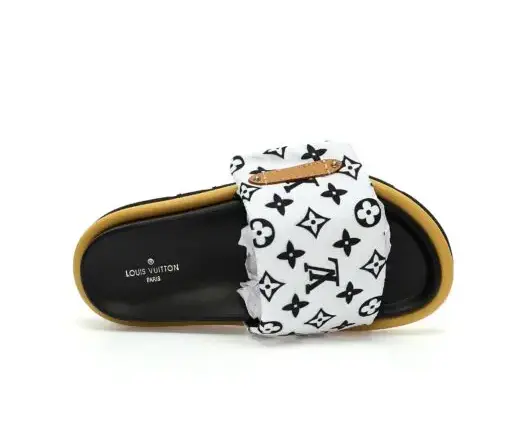 Alternative view of LV Slipper White