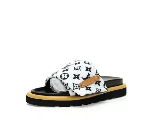 LV Slipper White