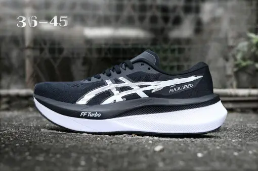 Asics Sneakers
