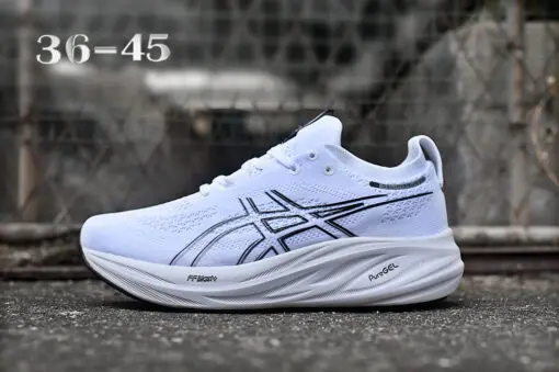 Asics Sneakers