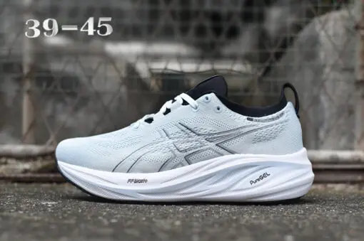 Asics Sneakers
