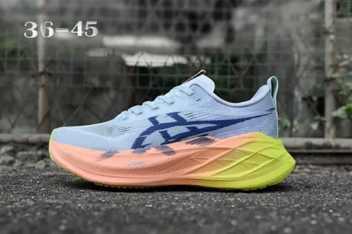 Asics Sneakers