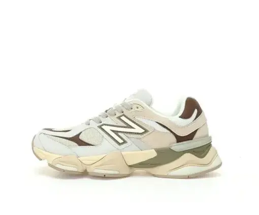 New Balance Sneaker