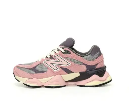 New Balance Sneaker
