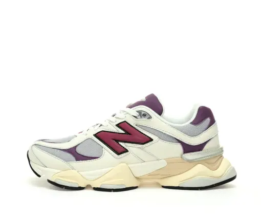 New Balance Sneaker